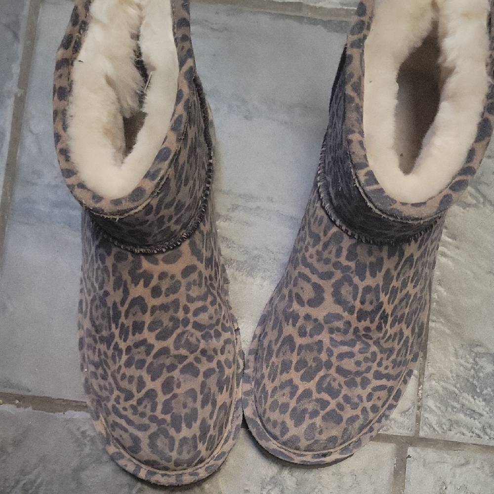 BearPaw Leopard Print Ankle Boots - Picture 2 of 5